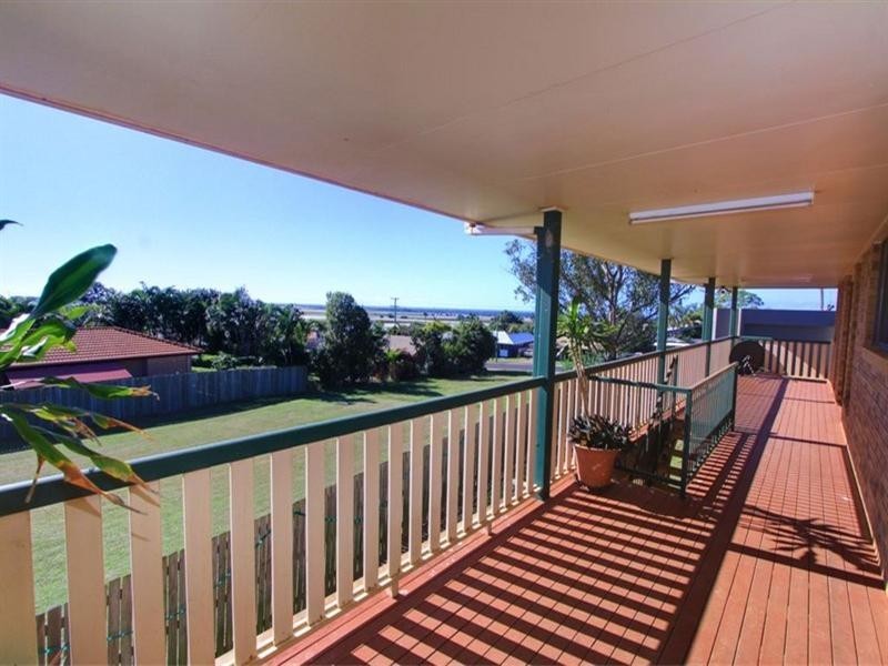 44 Linden Crescent, Bundaberg East QLD 4670
