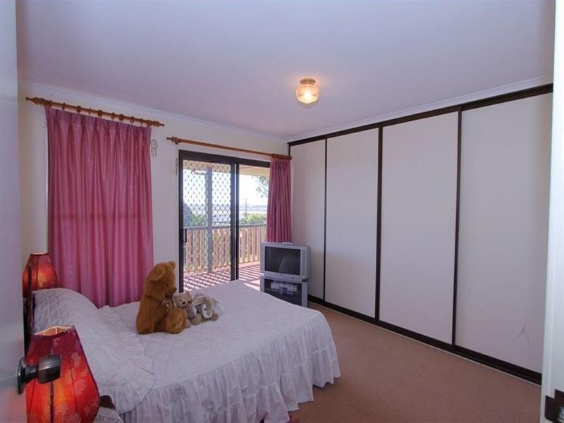 44 Linden Crescent, Bundaberg East QLD 4670