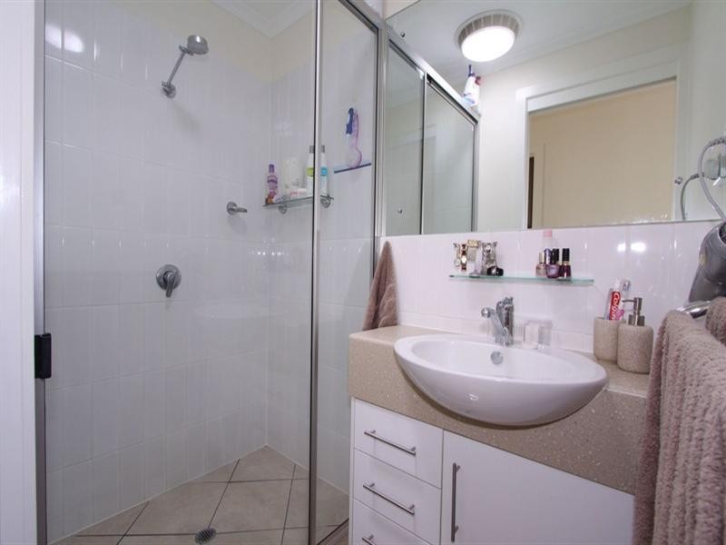 Unit 5/128 George Street, Bundaberg West QLD 4670