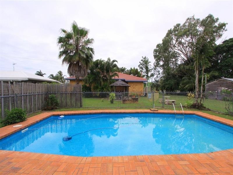 1 One Mile Road, Bundaberg North QLD 4670