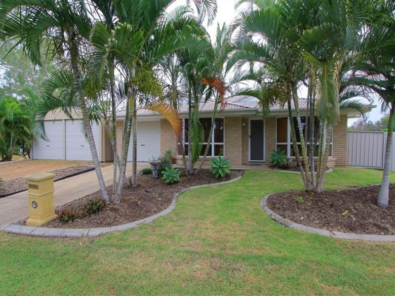 2 Albatross Court, Moore Park Beach QLD 4670