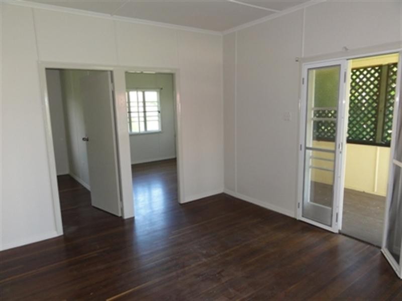 46 Burnett Heads Road, Burnett Heads QLD 4670