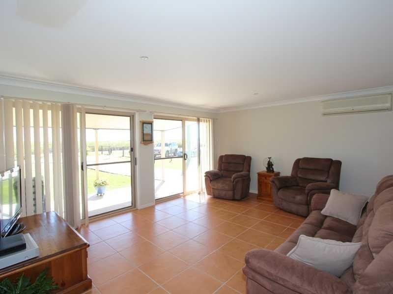 Moore Park Beach QLD 4670