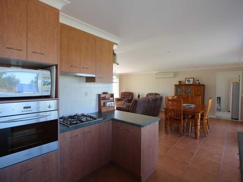 Moore Park Beach QLD 4670