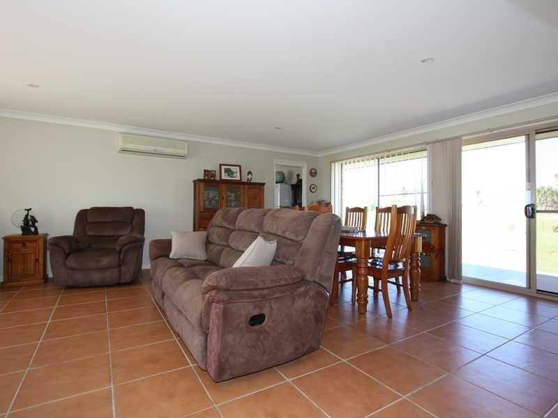 Moore Park Beach QLD 4670