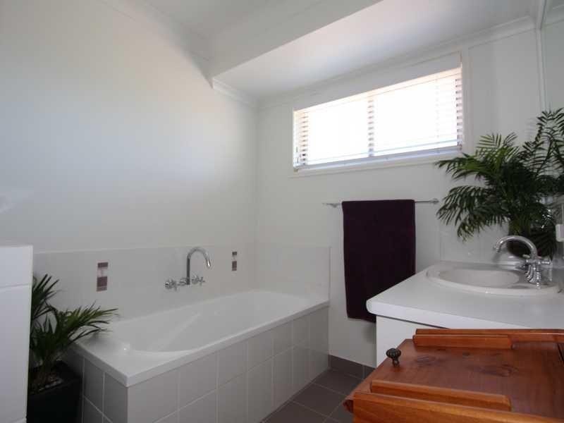 Moore Park Beach QLD 4670