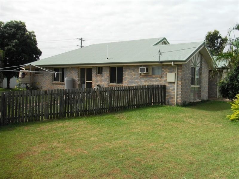 2 Pandanus Crescent, Innes Park QLD 4670