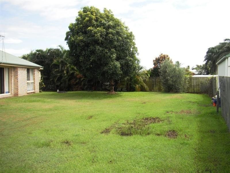 2 Pandanus Crescent, Innes Park QLD 4670