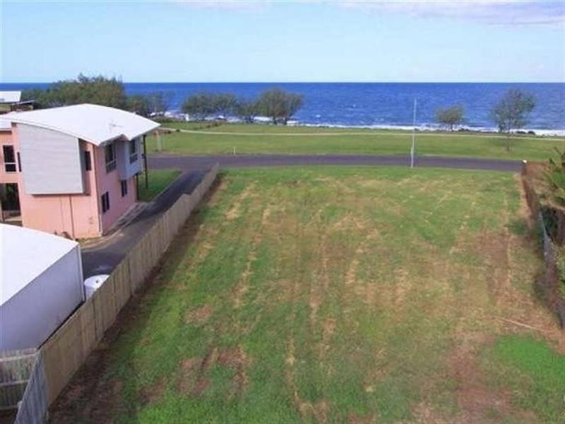 143 Barolin Esplanade, Coral Cove QLD 4670
