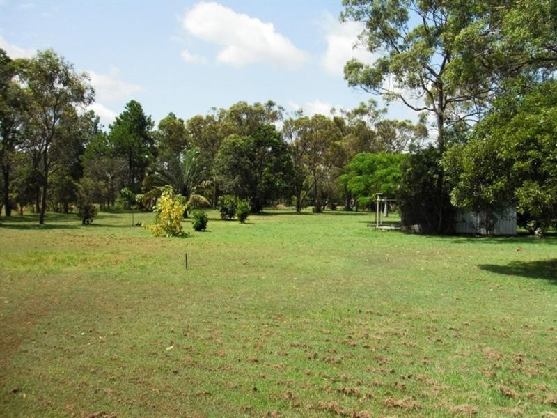 3 Kiwi Court, Branyan QLD 4670