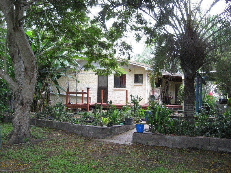 Moore Park Beach QLD 4670