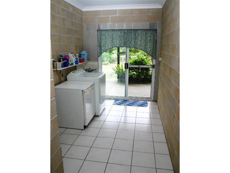 11 Gunsynd Grove, Branyan QLD 4670