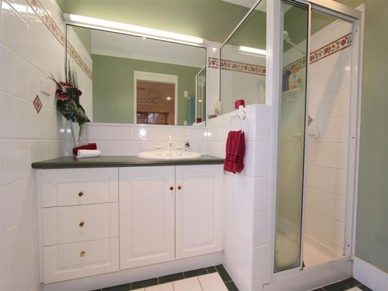 6 Magee Court, Kepnock QLD 4670