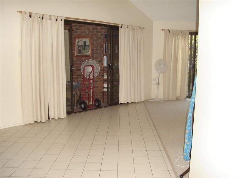 7 Billabong Drive, Gooburrum QLD 4670
