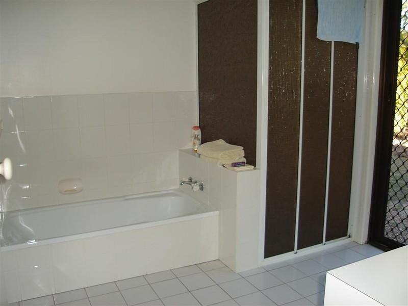 7 Billabong Drive, Gooburrum QLD 4670