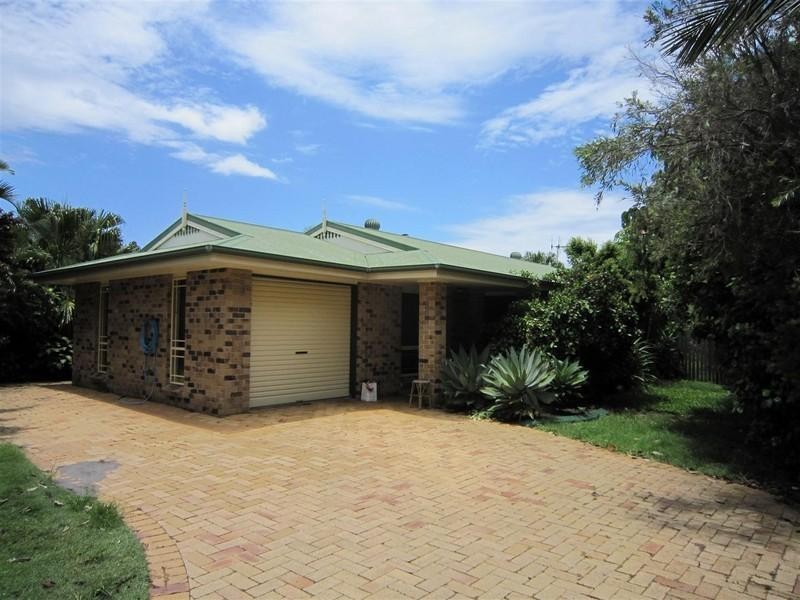 7 Hawaii Court, Bargara QLD 4670