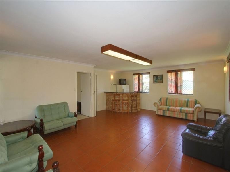 23 Strathdee Avenue, Bundaberg South QLD 4670