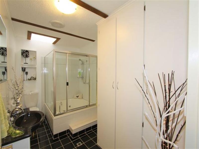 14 Slocomb Street, Avenell Heights QLD 4670