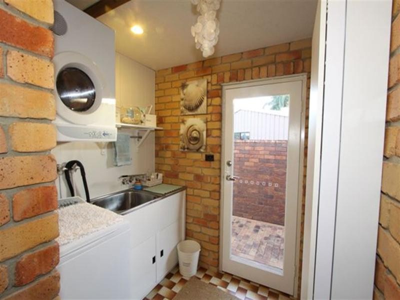 14 Slocomb Street, Avenell Heights QLD 4670