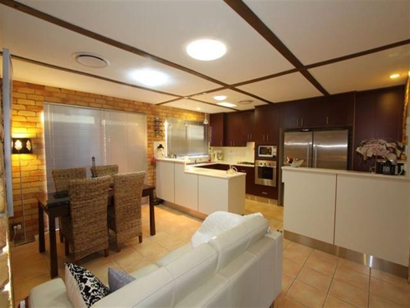 14 Slocomb Street, Avenell Heights QLD 4670