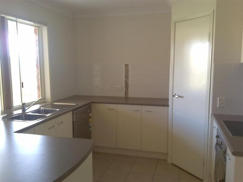 9 Regent Court, Thabeban QLD 4670