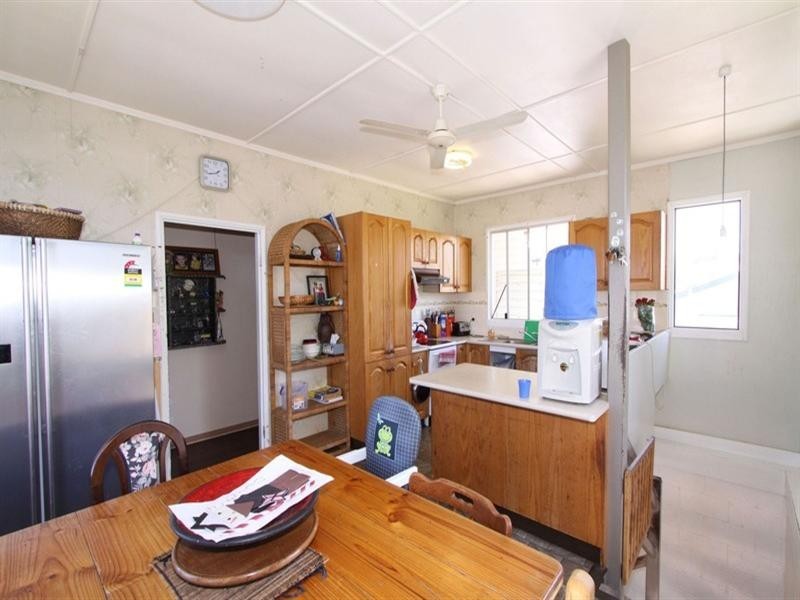 10 Eriksen Street, Svensson Heights QLD 4670