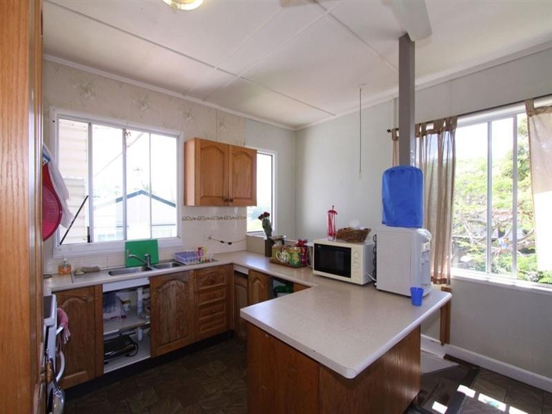 10 Eriksen Street, Svensson Heights QLD 4670