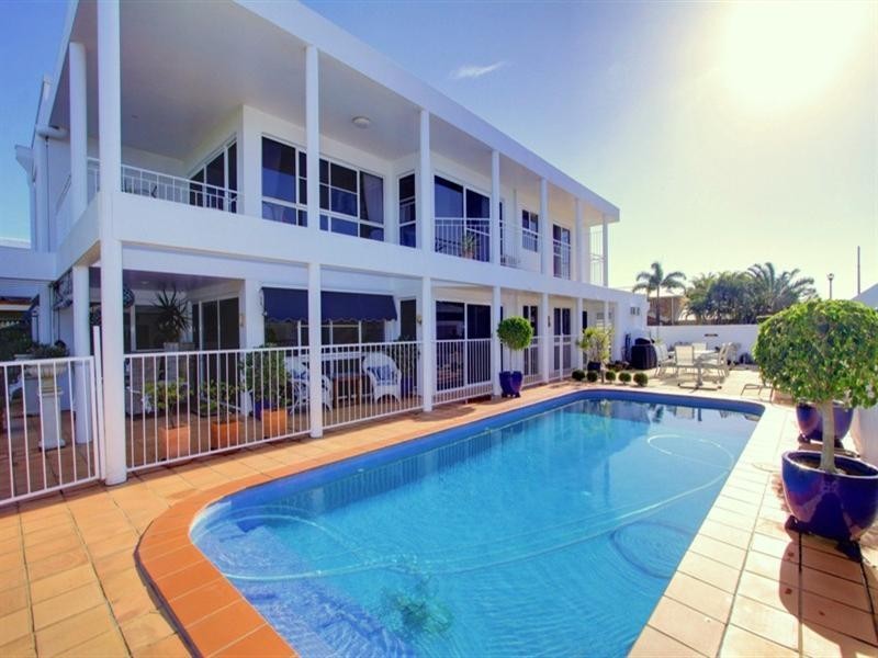 73 Fairway Drive, Bargara QLD 4670