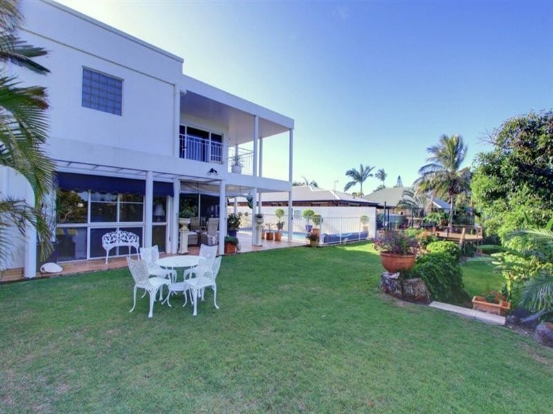 73 Fairway Drive, Bargara QLD 4670