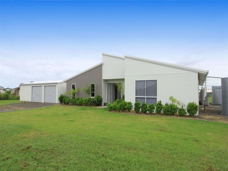 14 Rokeby Court, Branyan QLD 4670