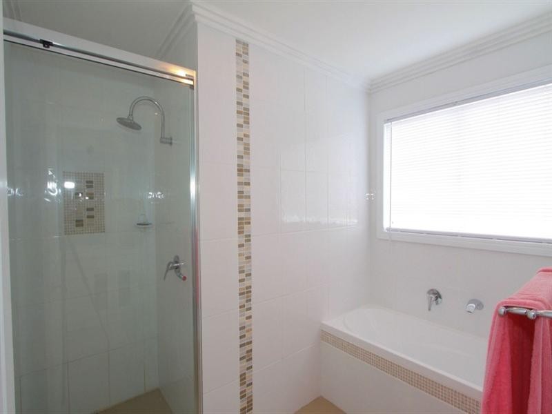 14 Rokeby Court, Branyan QLD 4670