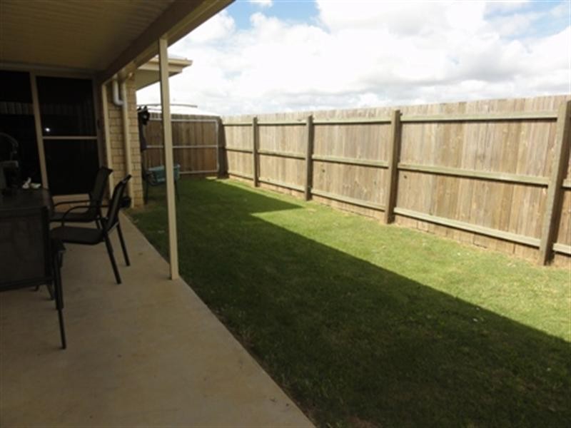 16 Clearview Avenue, Thabeban QLD 4670