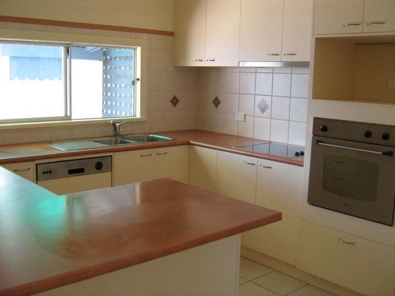 71 Dunn Road, Avenell Heights QLD 4670
