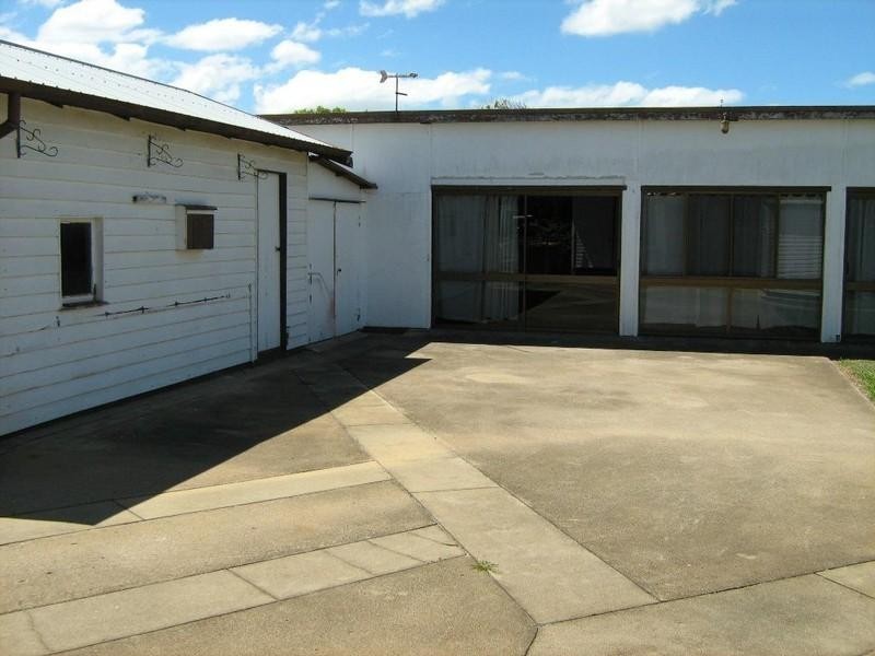 71 Dunn Road, Avenell Heights QLD 4670