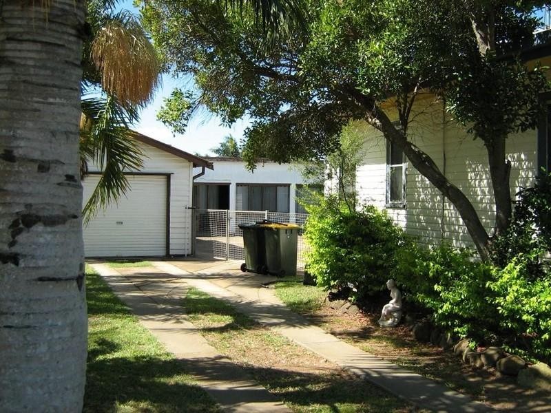 71 Dunn Road, Avenell Heights QLD 4670