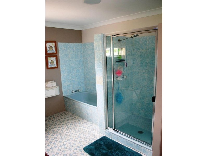 28 Stevenson Street, Kepnock QLD 4670