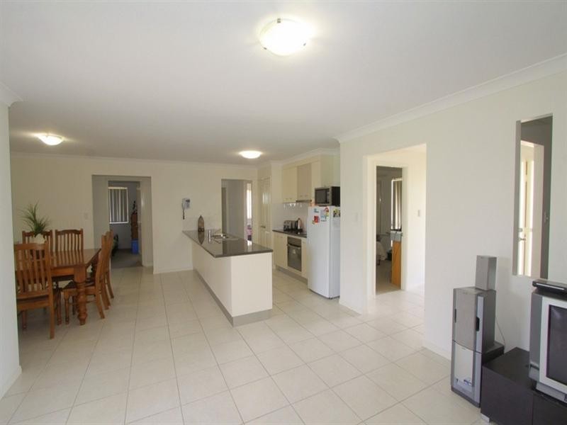 41 Breeze Drive, Bargara QLD 4670