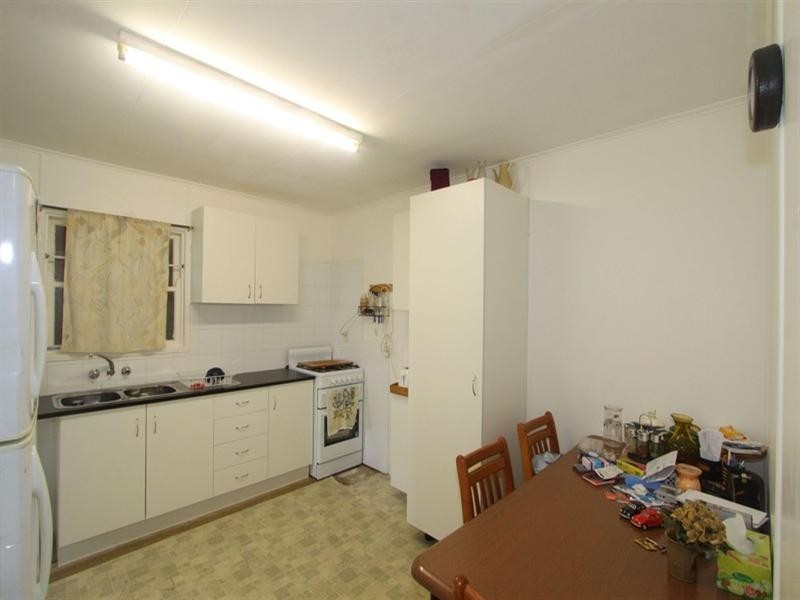 34 Morshead Street, Avenell Heights QLD 4670