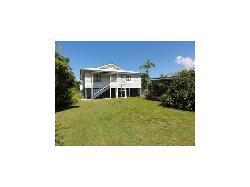 3 BATES Street, Svensson Heights QLD 4670