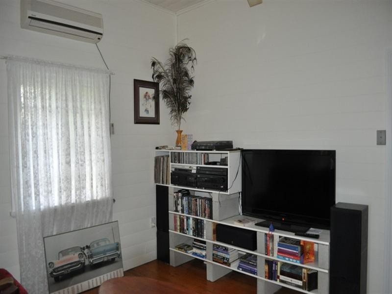 24 Payne Street, Millbank QLD 4670