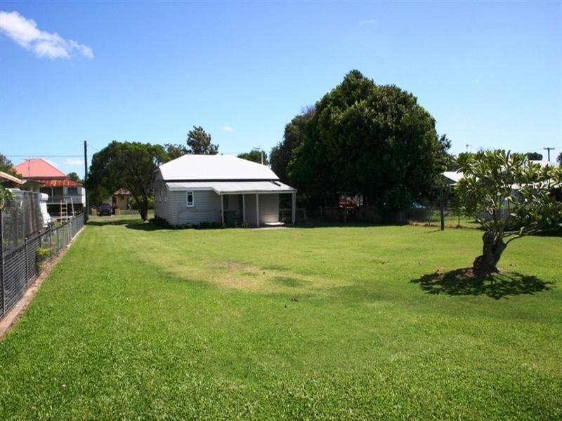 22 Beatrice Street, Walkervale QLD 4670