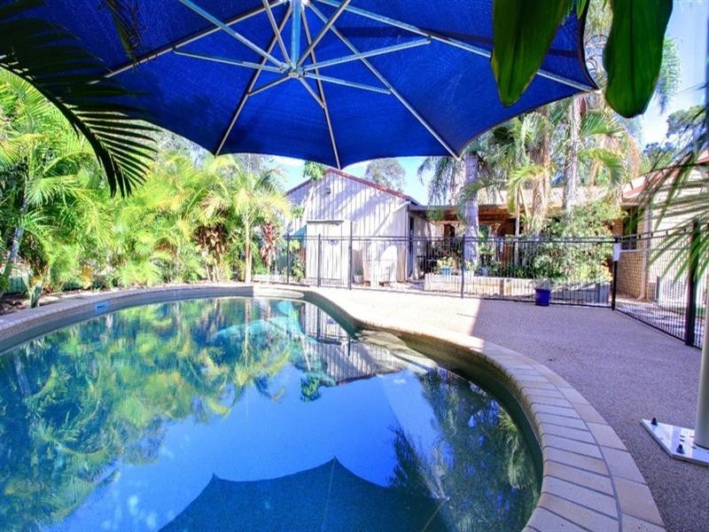 9 Aquamarine Road, Branyan QLD 4670