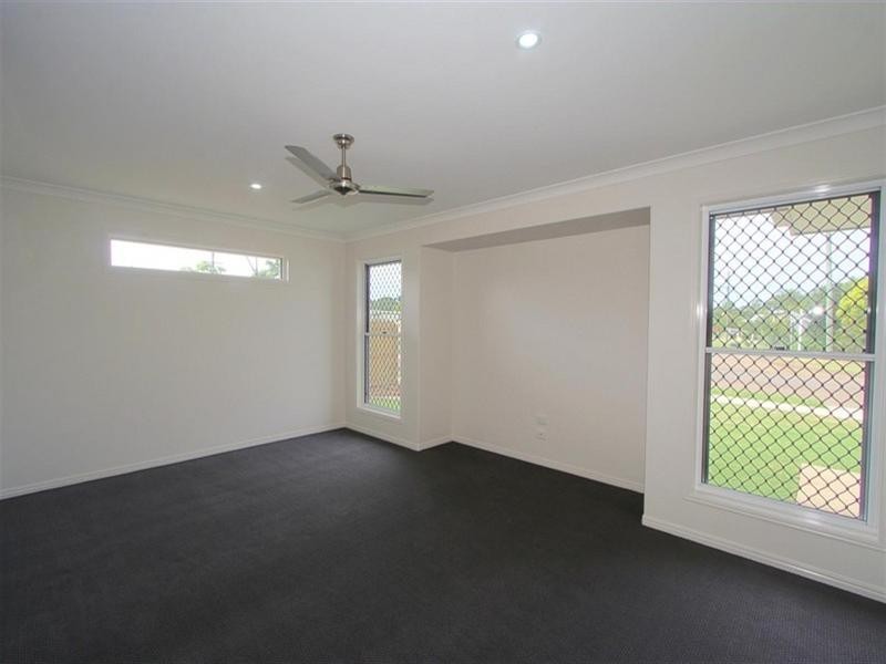 42 Jealous Road, Kalkie QLD 4670