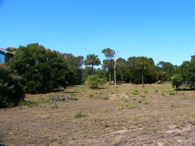 146 Sylvan Drive, Moore Park Beach QLD 4670