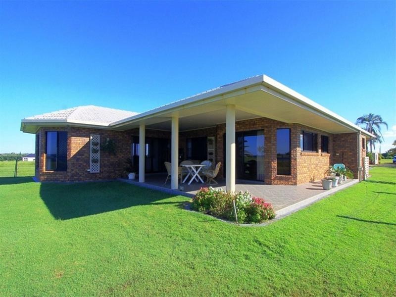 174 Shelley Street, Burnett Heads QLD 4670