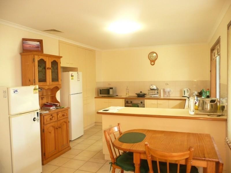 15 Foreshore Parade, Bargara QLD 4670