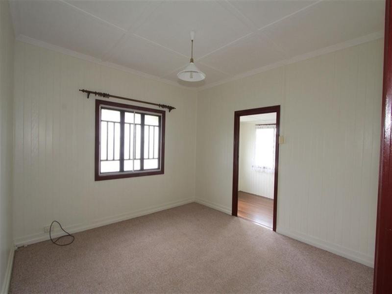 6 Victory Street, Svensson Heights QLD 4670