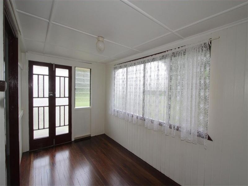 6 Victory Street, Svensson Heights QLD 4670