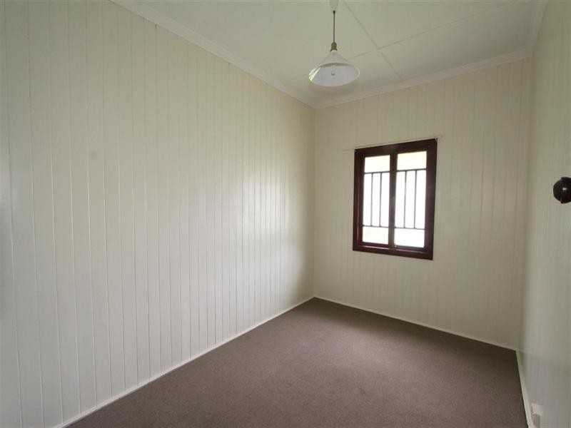 6 Victory Street, Svensson Heights QLD 4670