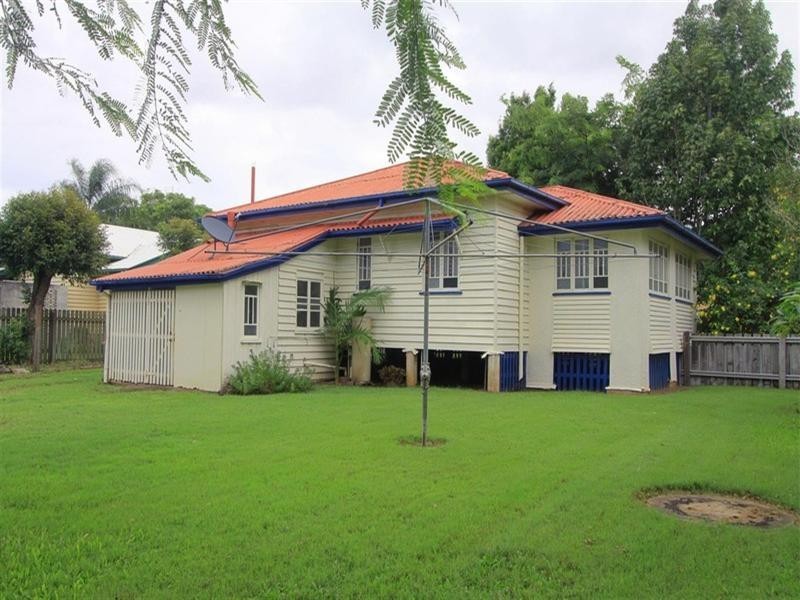 6 Victory Street, Svensson Heights QLD 4670